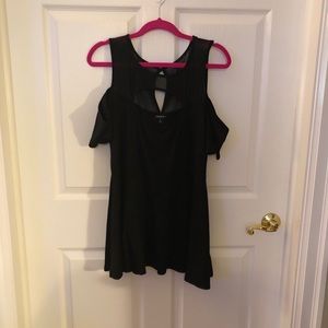 Torrid off shoulder peplum top 1X/14-16